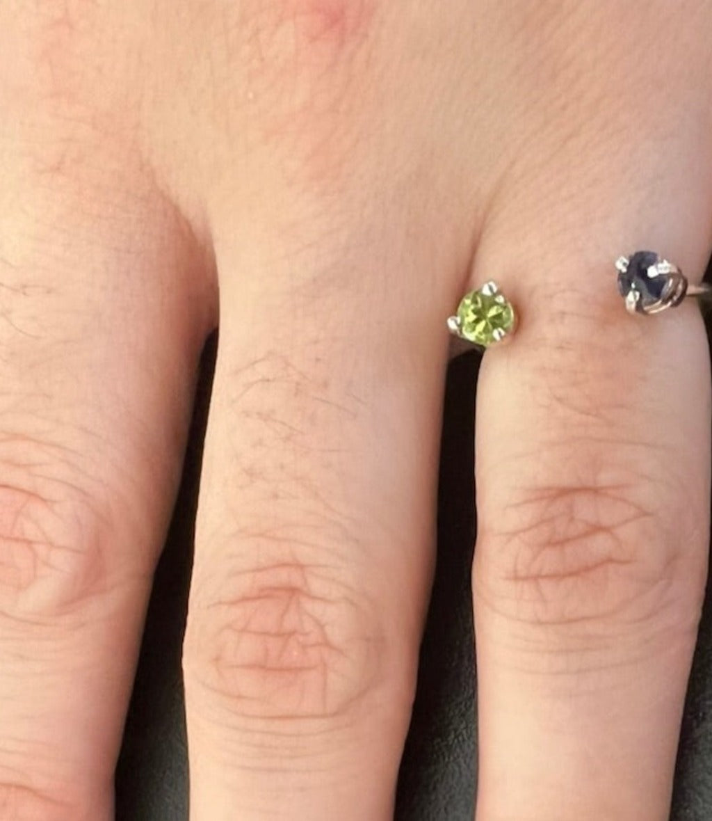*4mm Single Wave Sterling Silver Stoned Ring with Peridot and Iolite Ring
