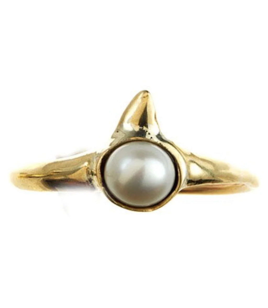 Pearl with Thorn Ring