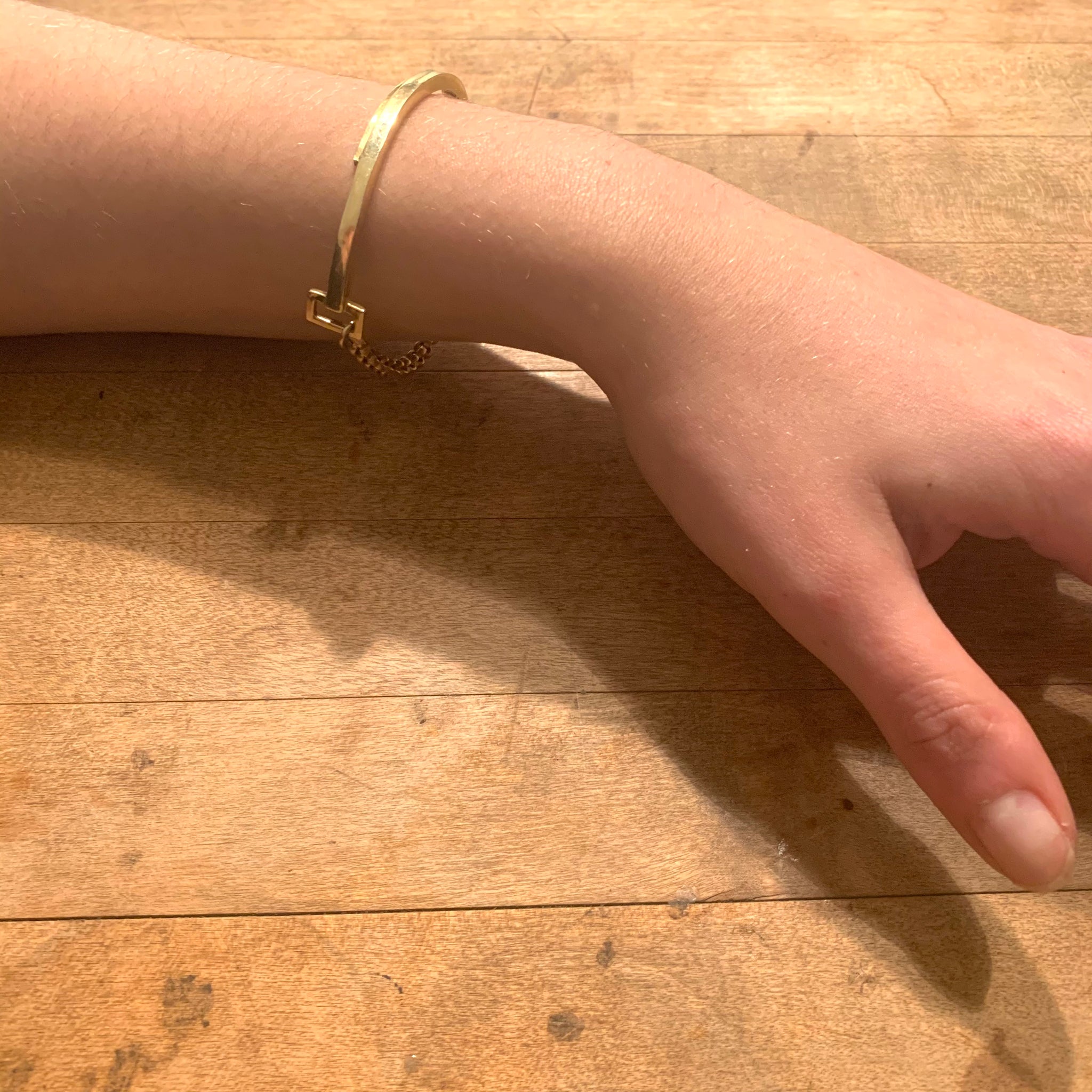 SIMPLE BAR BRACELET