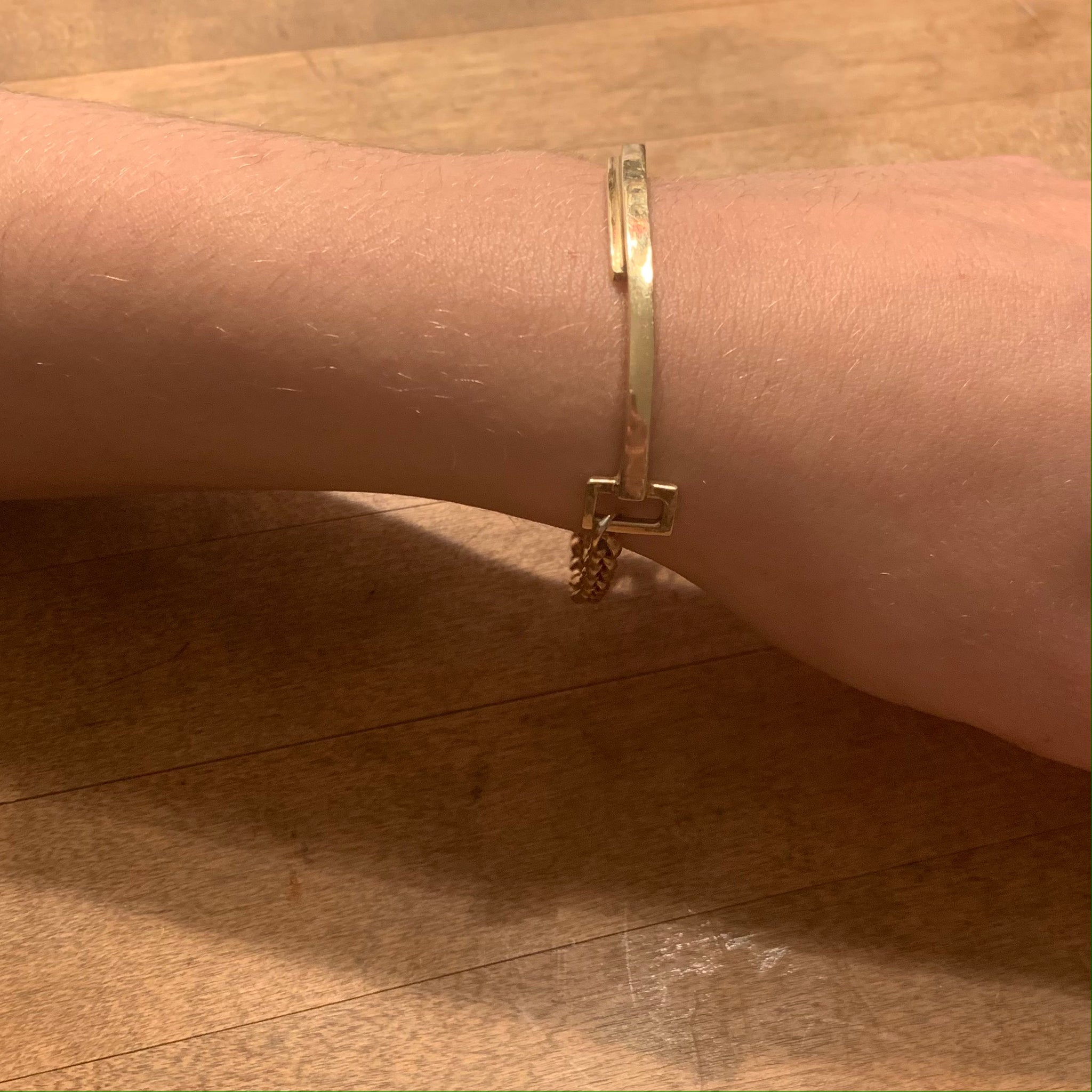 SIMPLE BAR BRACELET